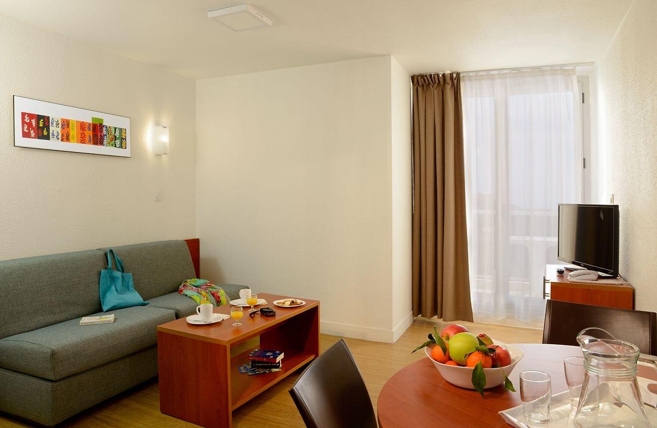 Resideal Aparthotel 4*